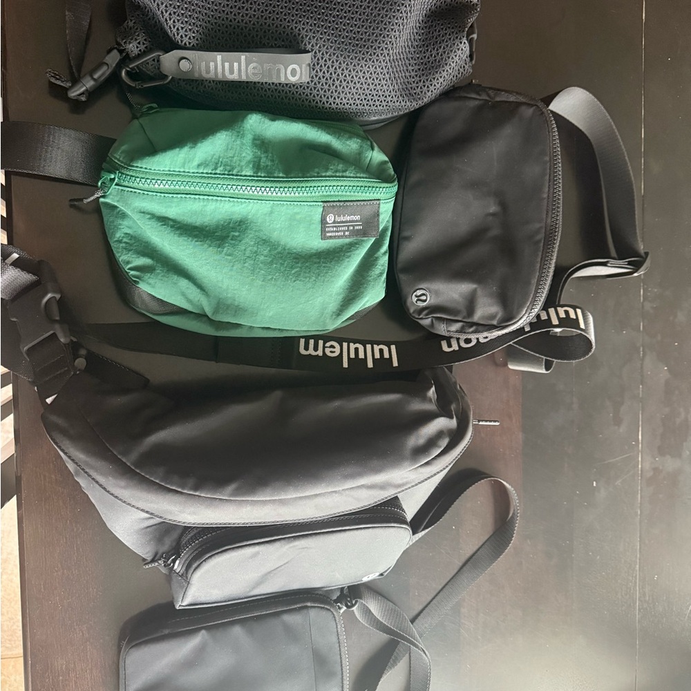 Lululemon belt bags - selling as a lot